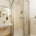 Hubertus Wellness & Breakfast Apart Otel