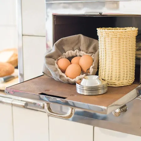 Aparthotel Hubertus Wellness & Breakfast 4*