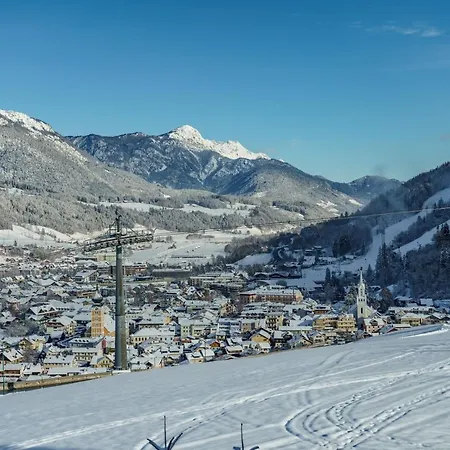 Apart-hotel Hubertus Wellness & Breakfast 3*