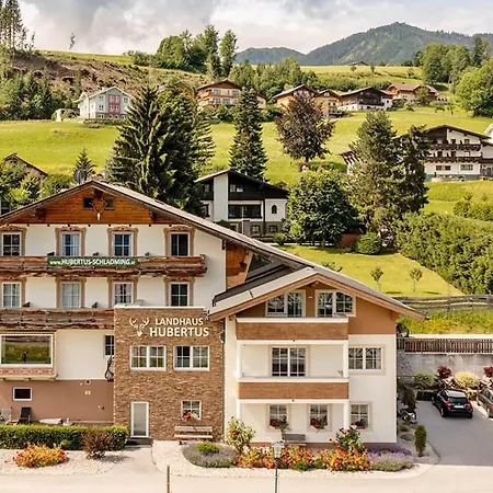 Aparthotel Landhaus Hubertus