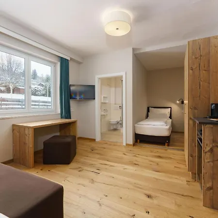 Hubertus Wellness & Breakfast Aparthotel Schladming