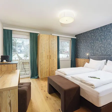 Landhaus Hubertus 4*