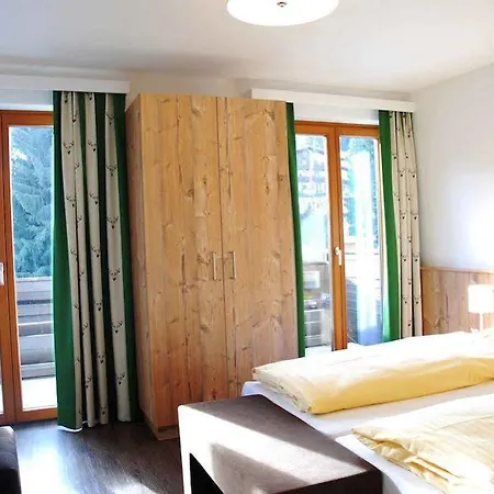 Apart-hotel Hubertus Wellness & Breakfast 3*